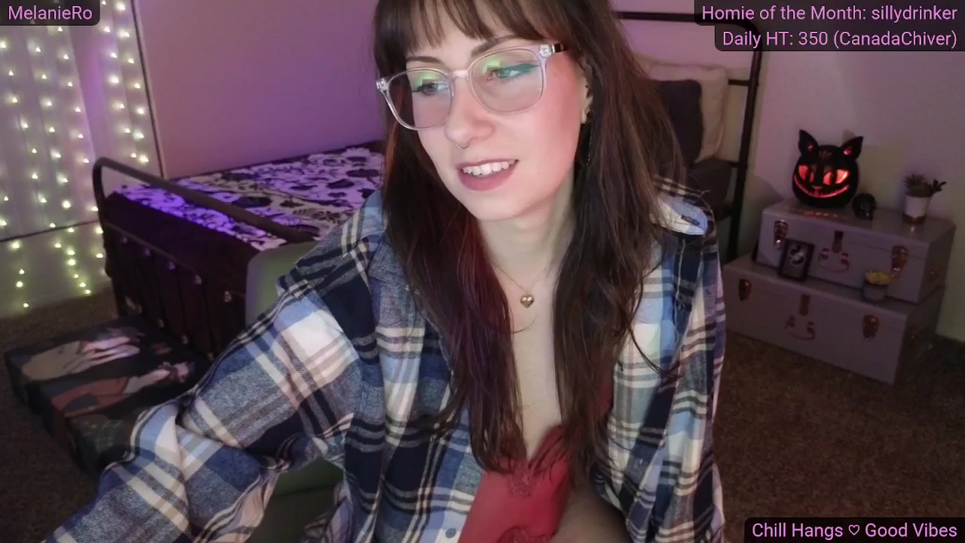 Gallery image thumbnail from MelanieRo's myfreecams stream on, 10/08/2025, 06:40 image 15 of 20