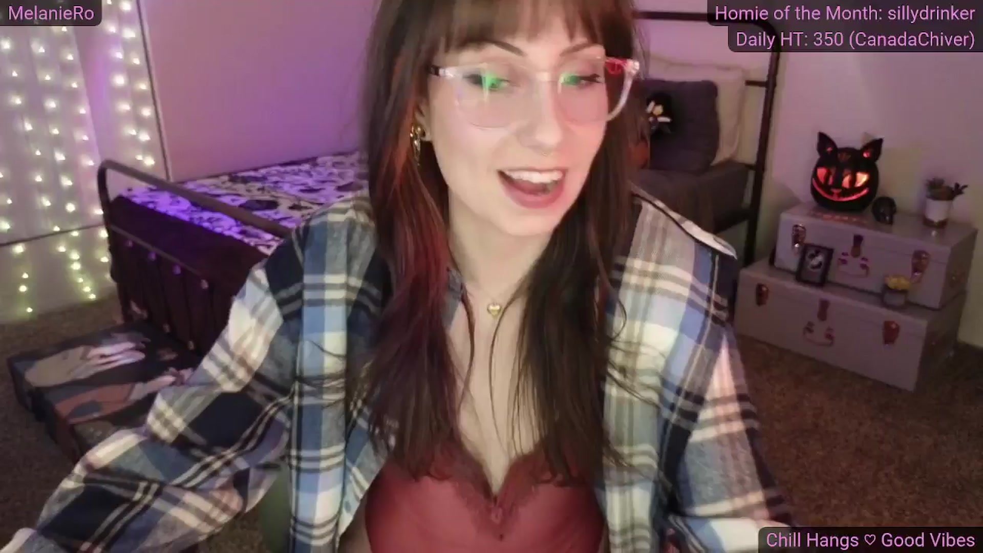 Gallery image thumbnail from MelanieRo's myfreecams stream on, 10/08/2025, 06:40 image 19 of 20