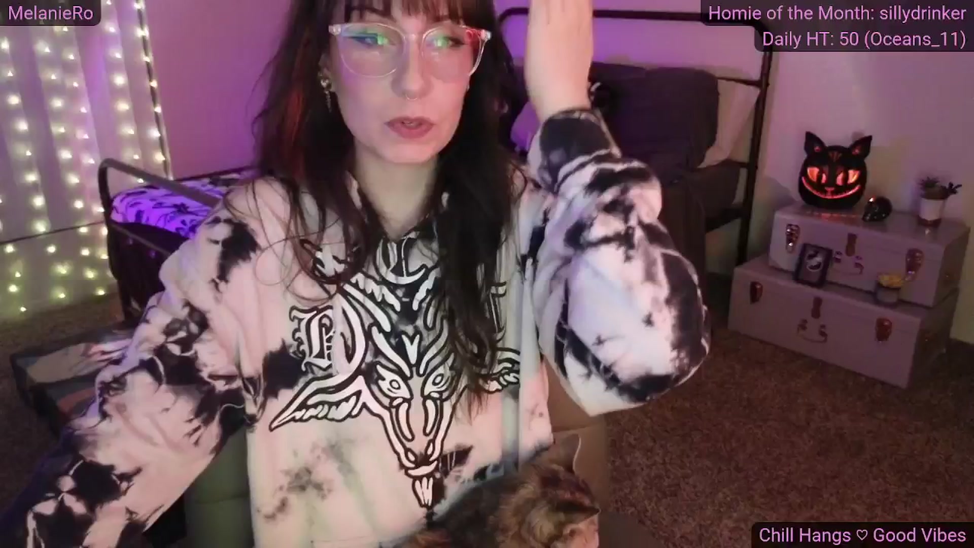 Gallery image thumbnail from MelanieRo's myfreecams stream on, 10/13/2025, 06:44 image 2 of 20