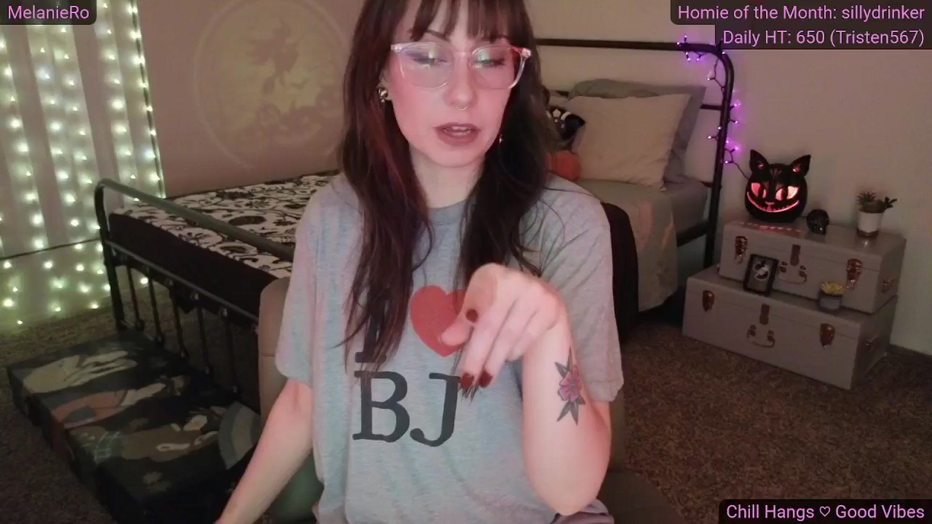 Gallery image thumbnail from MelanieRo's myfreecams stream on, 10/15/2025, 05:36 image 1 of 20