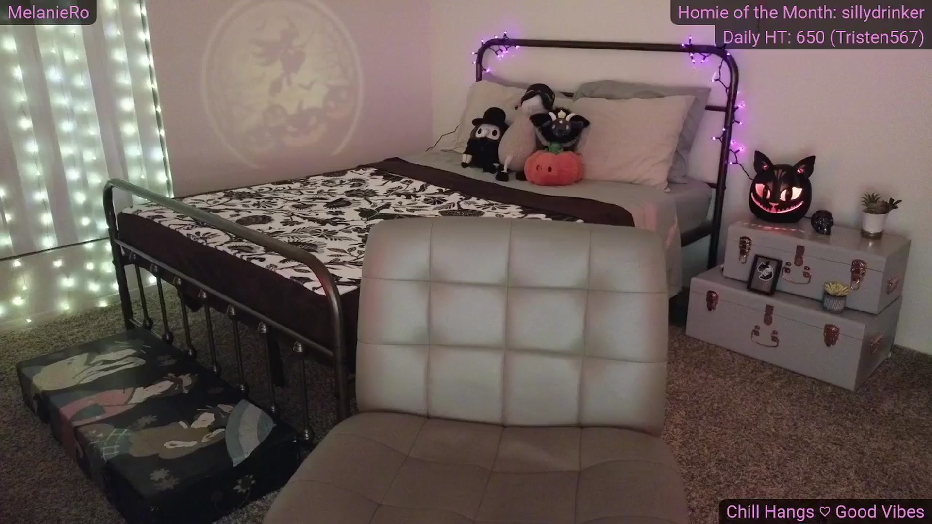 Gallery image thumbnail from MelanieRo's myfreecams stream on, 10/15/2025, 05:36 image 2 of 20