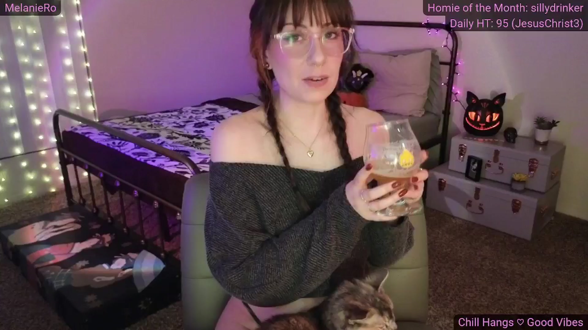 Gallery image thumbnail from MelanieRo's myfreecams stream on, 10/16/2025, 05:47 image 12 of 20