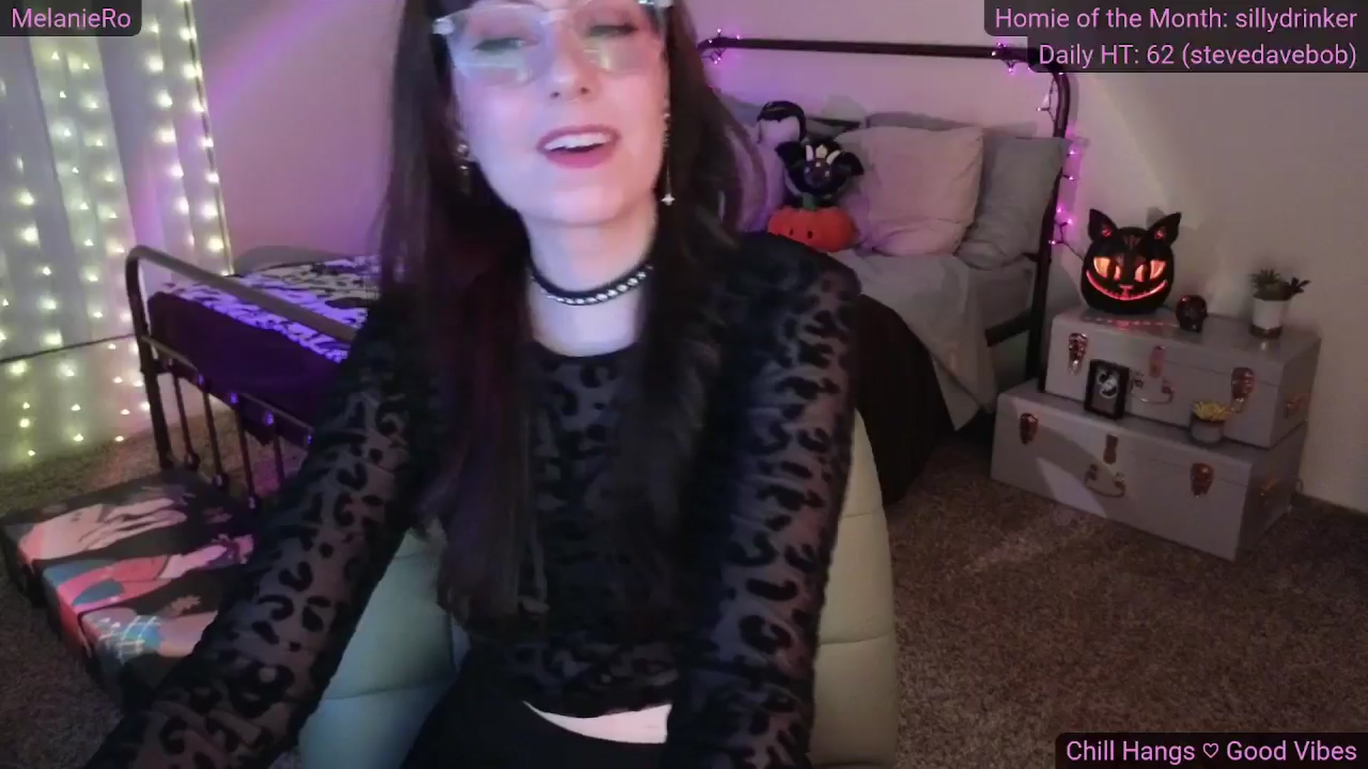 Gallery image thumbnail from MelanieRo's myfreecams stream on, 10/24/2025, 07:01 image 5 of 20