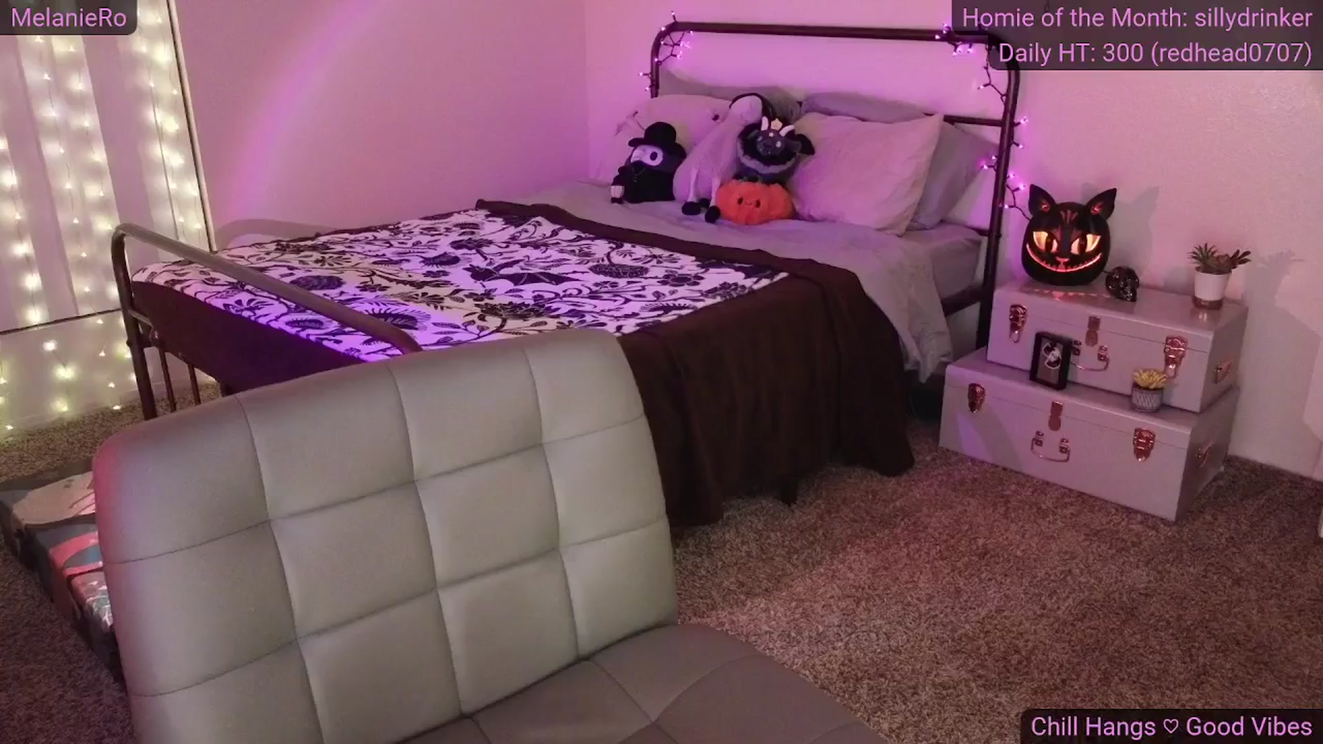 Gallery image thumbnail from MelanieRo's myfreecams stream on, 10/29/2025, 06:51 image 10 of 20