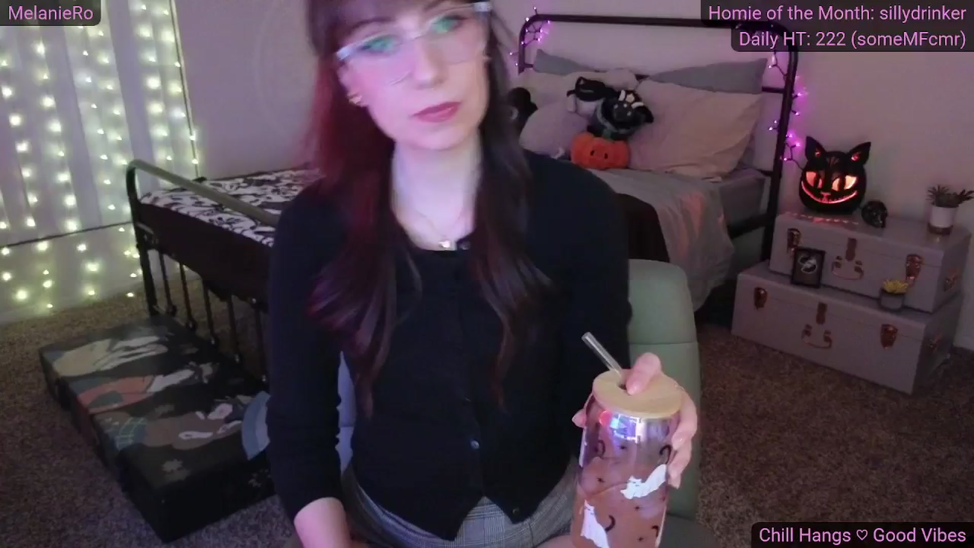 Gallery image thumbnail from MelanieRo's myfreecams stream on, 10/30/2025, 06:23 image 11 of 20