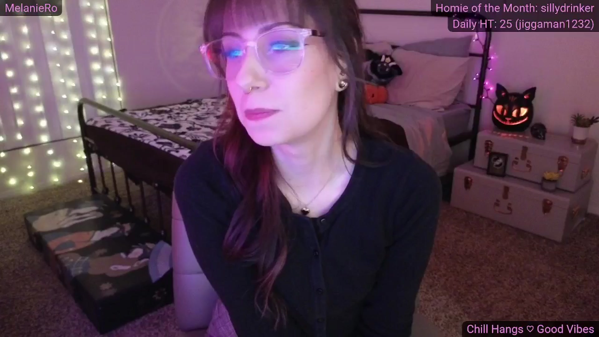 Gallery image thumbnail from MelanieRo's myfreecams stream on, 10/30/2025, 06:23 image 3 of 20