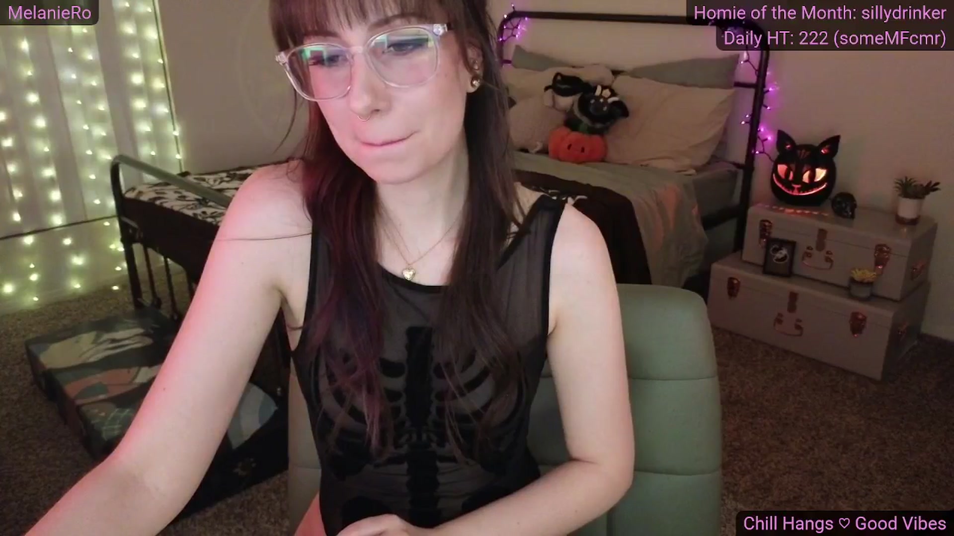 Gallery image thumbnail from MelanieRo's myfreecams stream on, 10/30/2025, 06:23 image 15 of 20