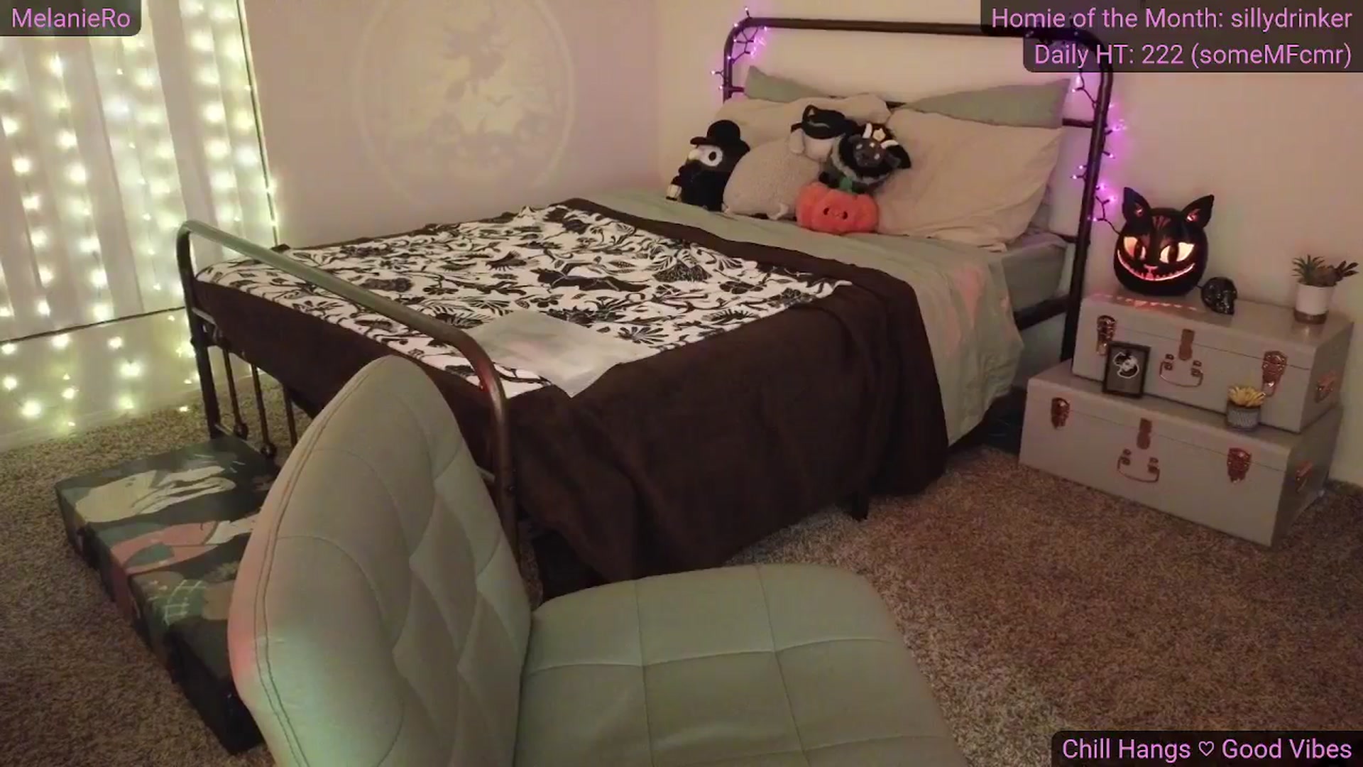 Gallery image thumbnail from MelanieRo's myfreecams stream on, 10/30/2025, 06:23 image 14 of 20