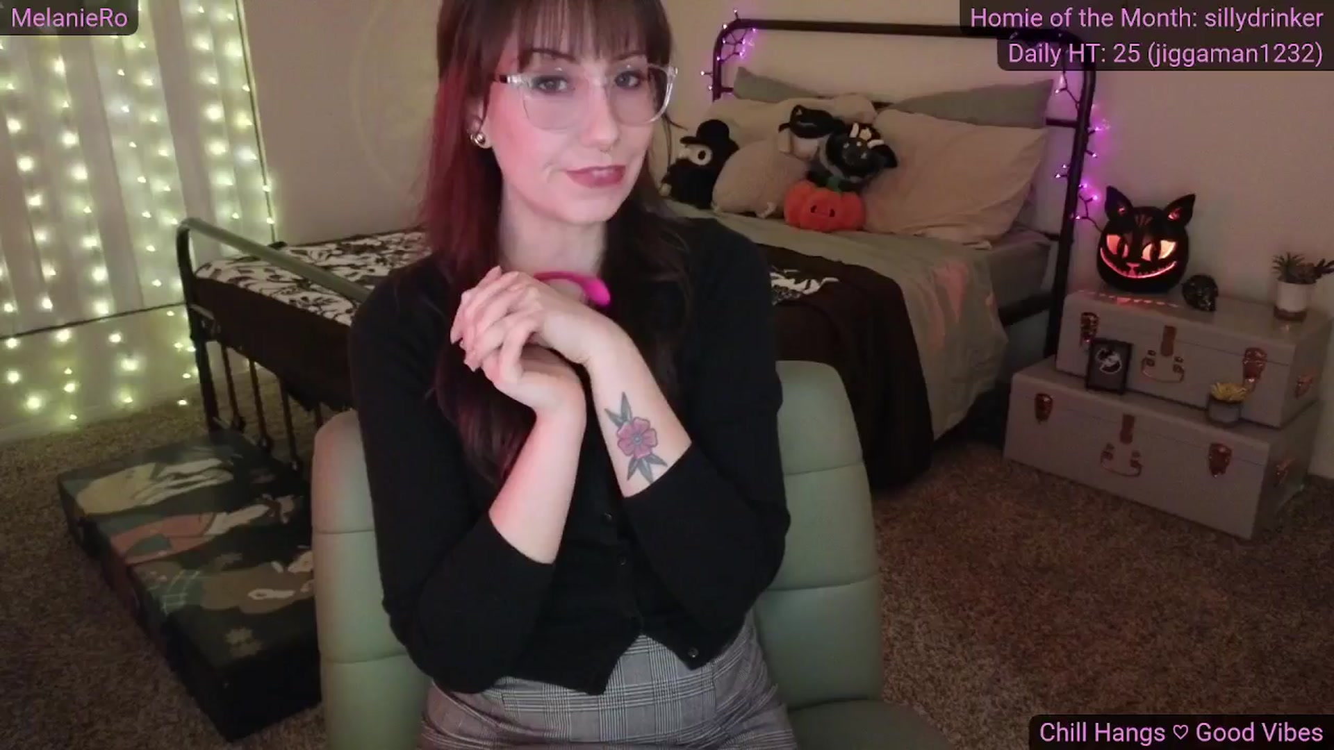 Gallery image thumbnail from MelanieRo's myfreecams stream on, 10/30/2025, 06:23 image 6 of 20