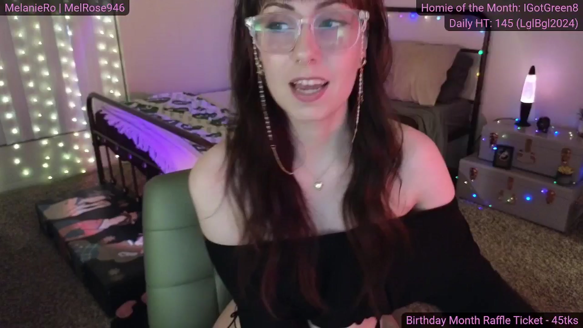 Gallery image thumbnail from MelanieRo's myfreecams stream on, 11/24/2025, 07:33 image 5 of 20