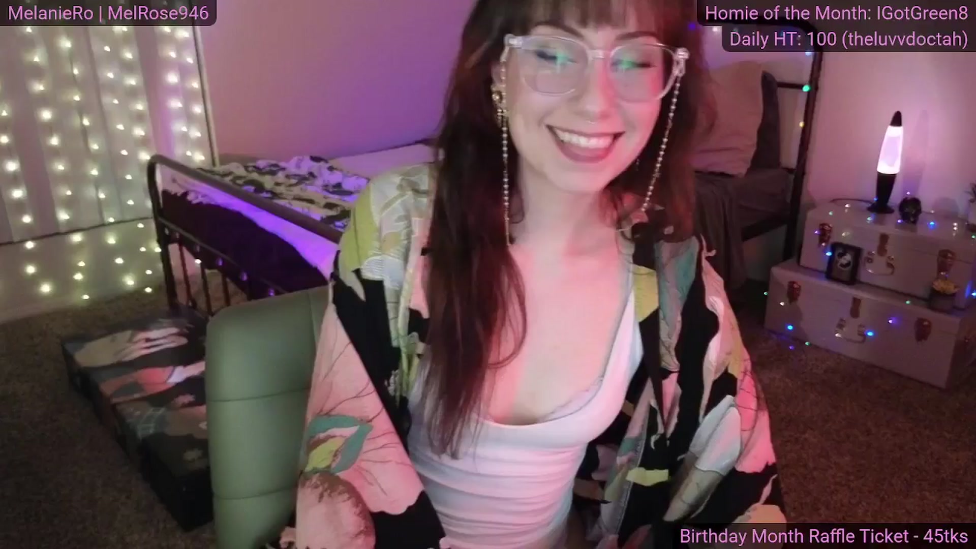 Gallery image thumbnail from MelanieRo's myfreecams stream on, 11/26/2025, 06:18 image 13 of 20