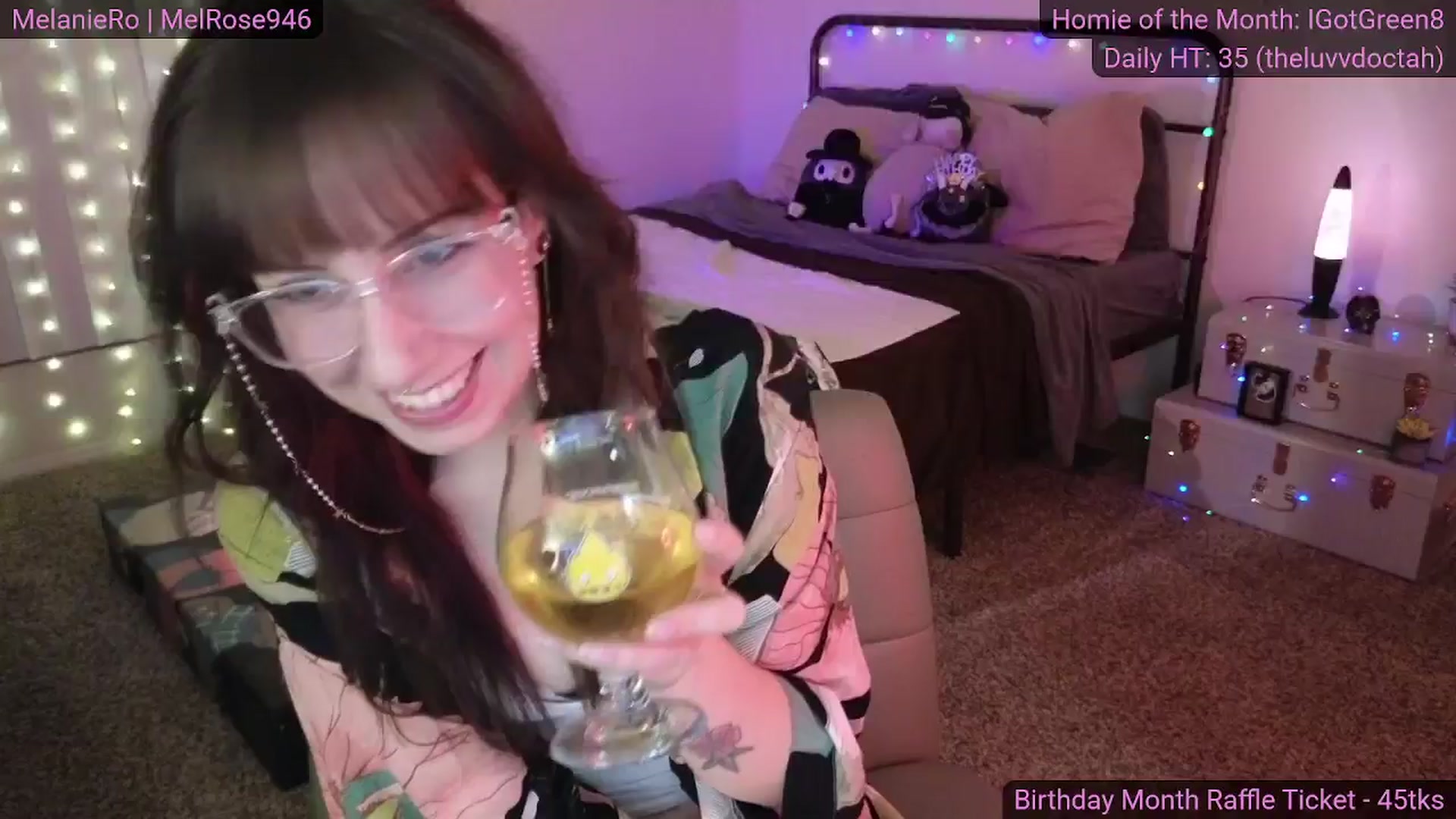 Gallery image thumbnail from MelanieRo's myfreecams stream on, 11/26/2025, 06:18 image 11 of 20
