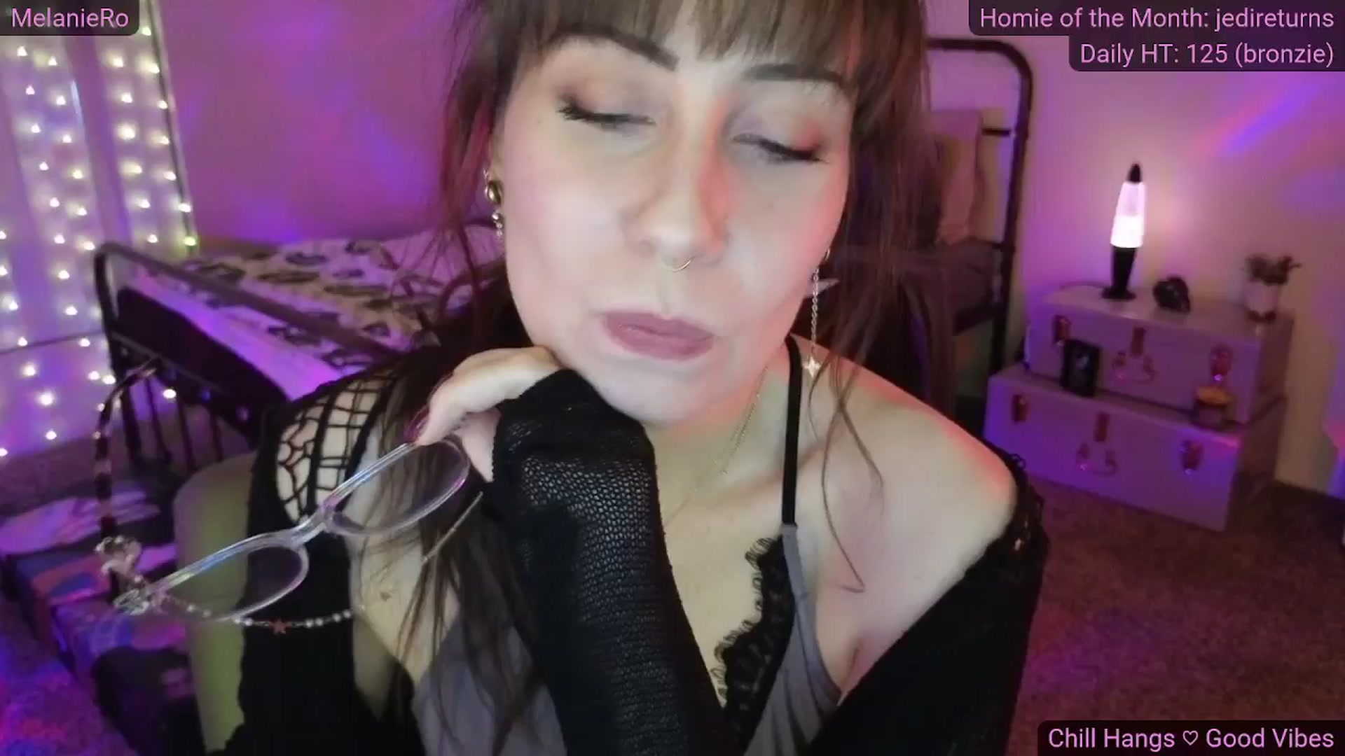Gallery image thumbnail from MelanieRo's myfreecams stream on, 12/05/2025, 06:03 image 1 of 20
