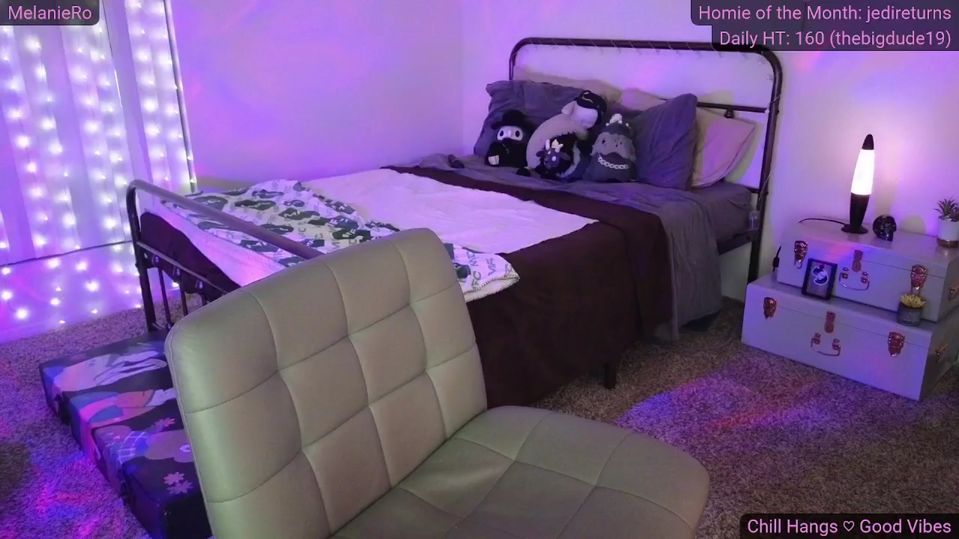 Gallery image thumbnail from MelanieRo's myfreecams stream on, 12/08/2025, 06:28 image 18 of 20