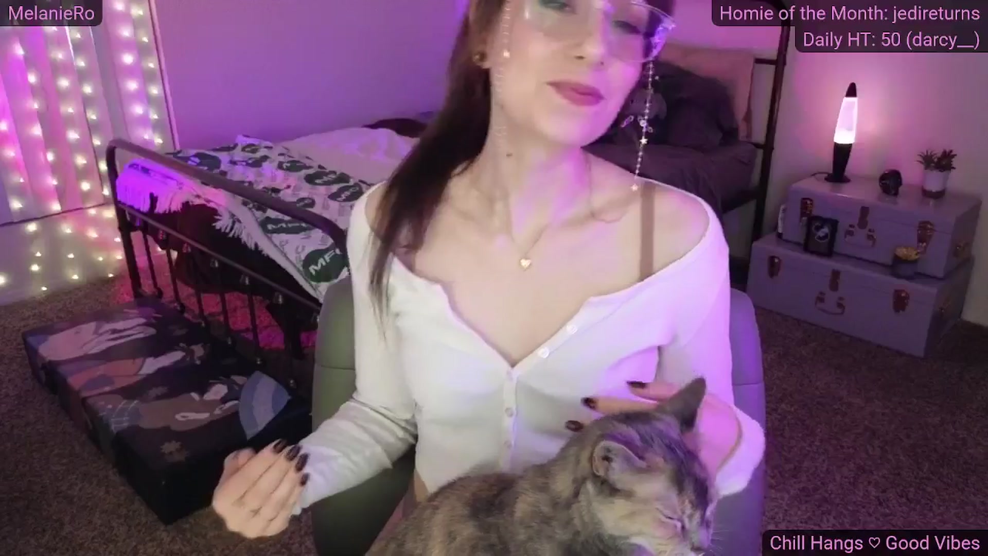 Gallery image thumbnail from MelanieRo's myfreecams stream on, 12/18/2025, 05:38 image 6 of 20