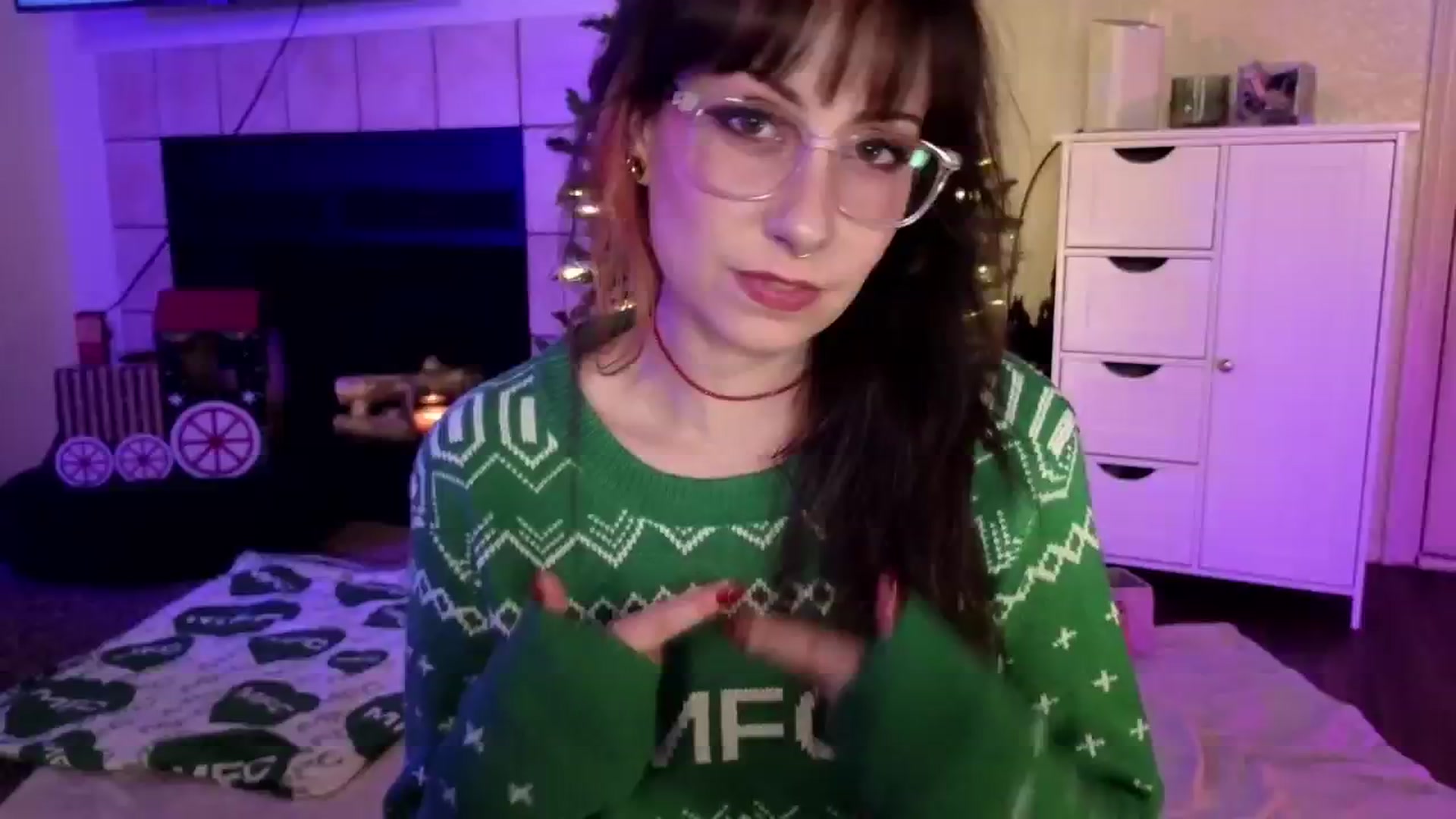 Gallery image thumbnail from MelanieRo's myfreecams stream on, 12/22/2025, 07:00 image 8 of 20
