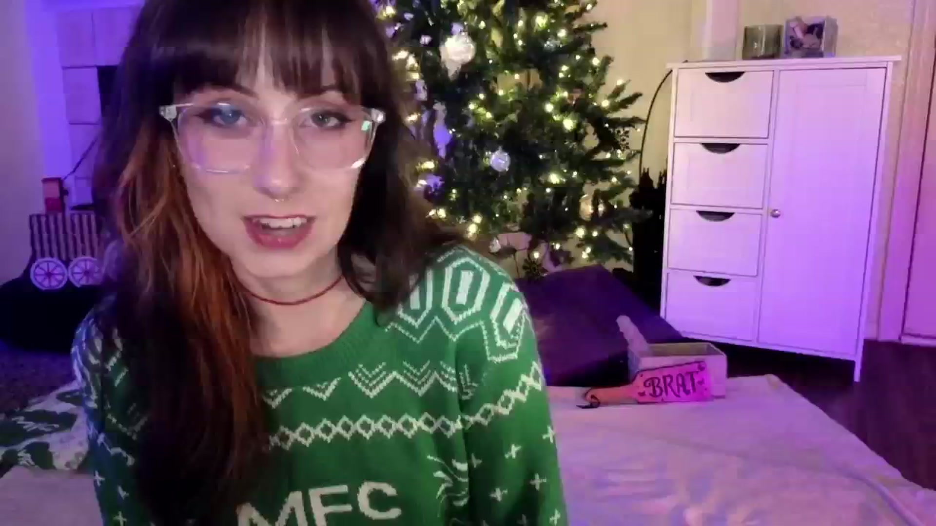 Gallery image thumbnail from MelanieRo's myfreecams stream on, 12/22/2025, 07:00 image 2 of 20