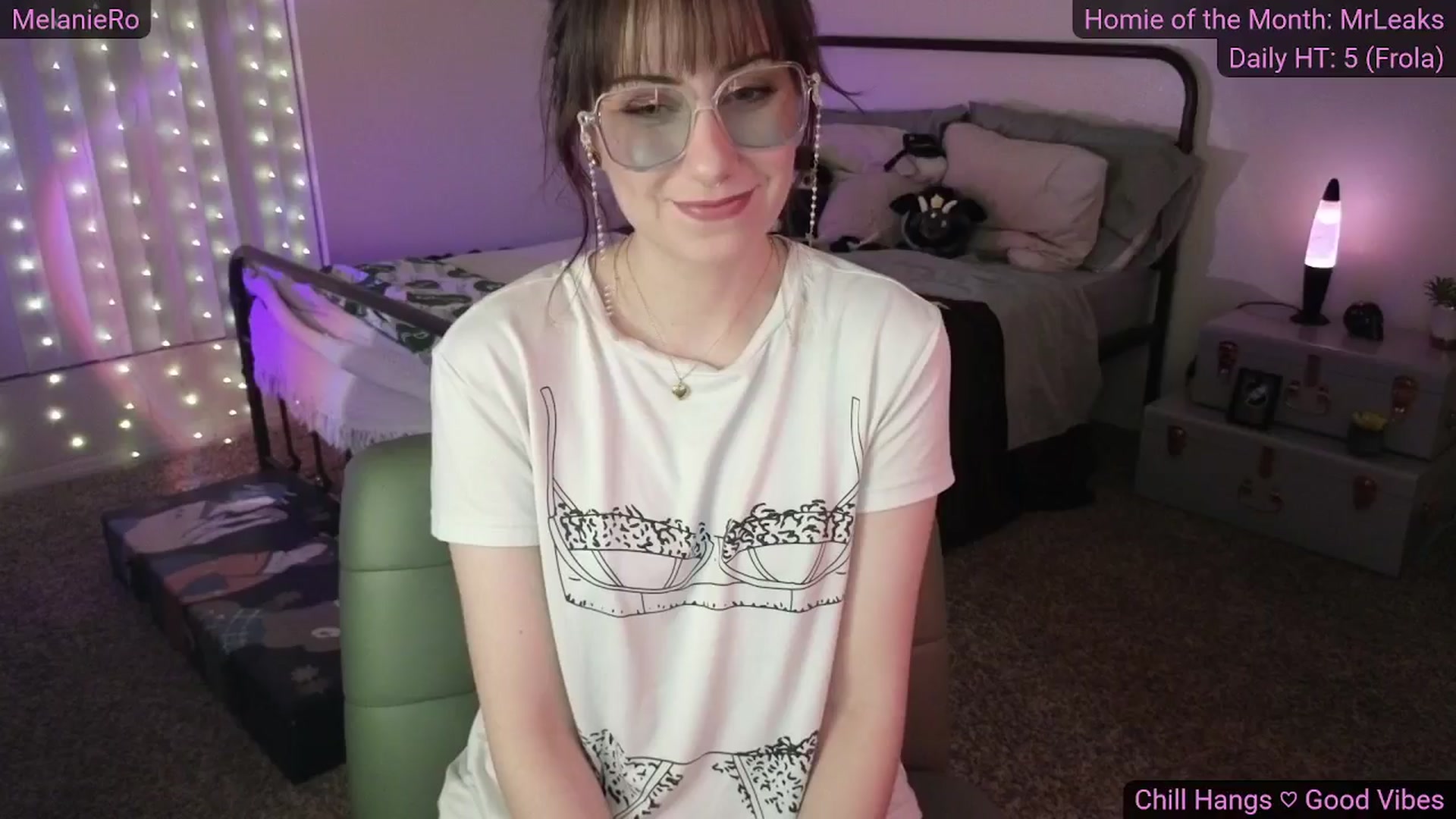 Gallery image thumbnail from MelanieRo's myfreecams stream on, 12/27/2025, 05:44 image 2 of 20