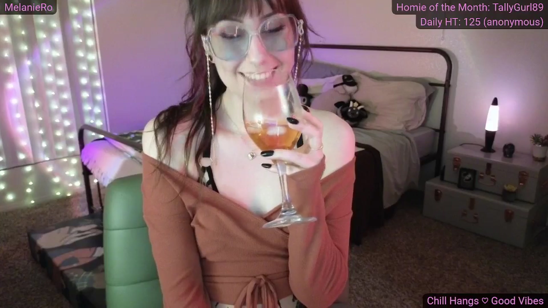 Gallery image thumbnail from MelanieRo's myfreecams stream on, 01/04/2026, 04:39 image 19 of 20