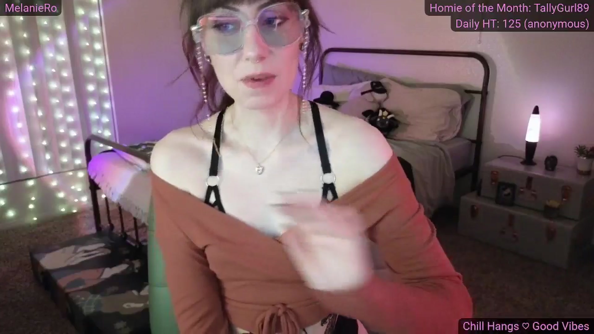Gallery image thumbnail from MelanieRo's myfreecams stream on, 01/04/2026, 04:39 image 11 of 20