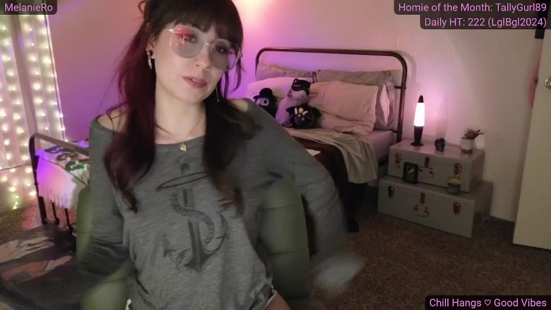 Gallery image thumbnail from MelanieRo's myfreecams stream on, 01/12/2026, 04:52 image 1 of 20