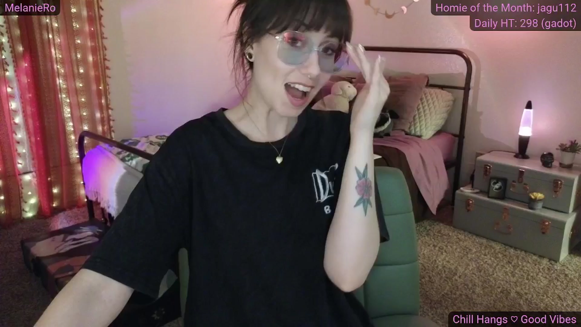 Gallery image thumbnail from MelanieRo's myfreecams stream on, 04/12/2026, 05:56 image 15 of 20