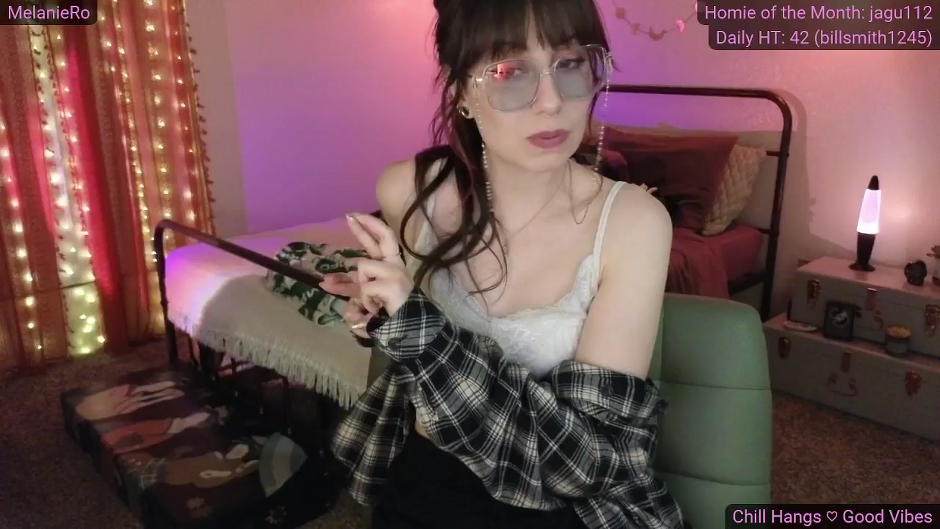 Gallery image thumbnail from MelanieRo's myfreecams stream on, 04/17/2026, 04:36 image 10 of 20