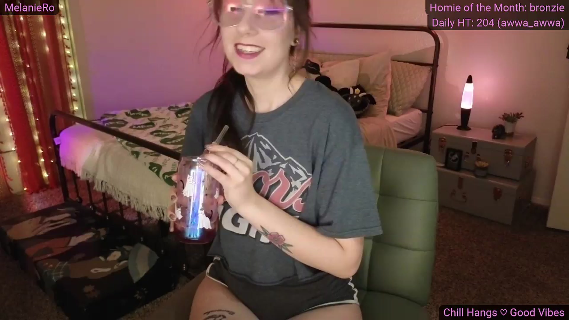 Gallery image thumbnail from MelanieRo's myfreecams stream on, 05/04/2026, 06:06 image 2 of 20