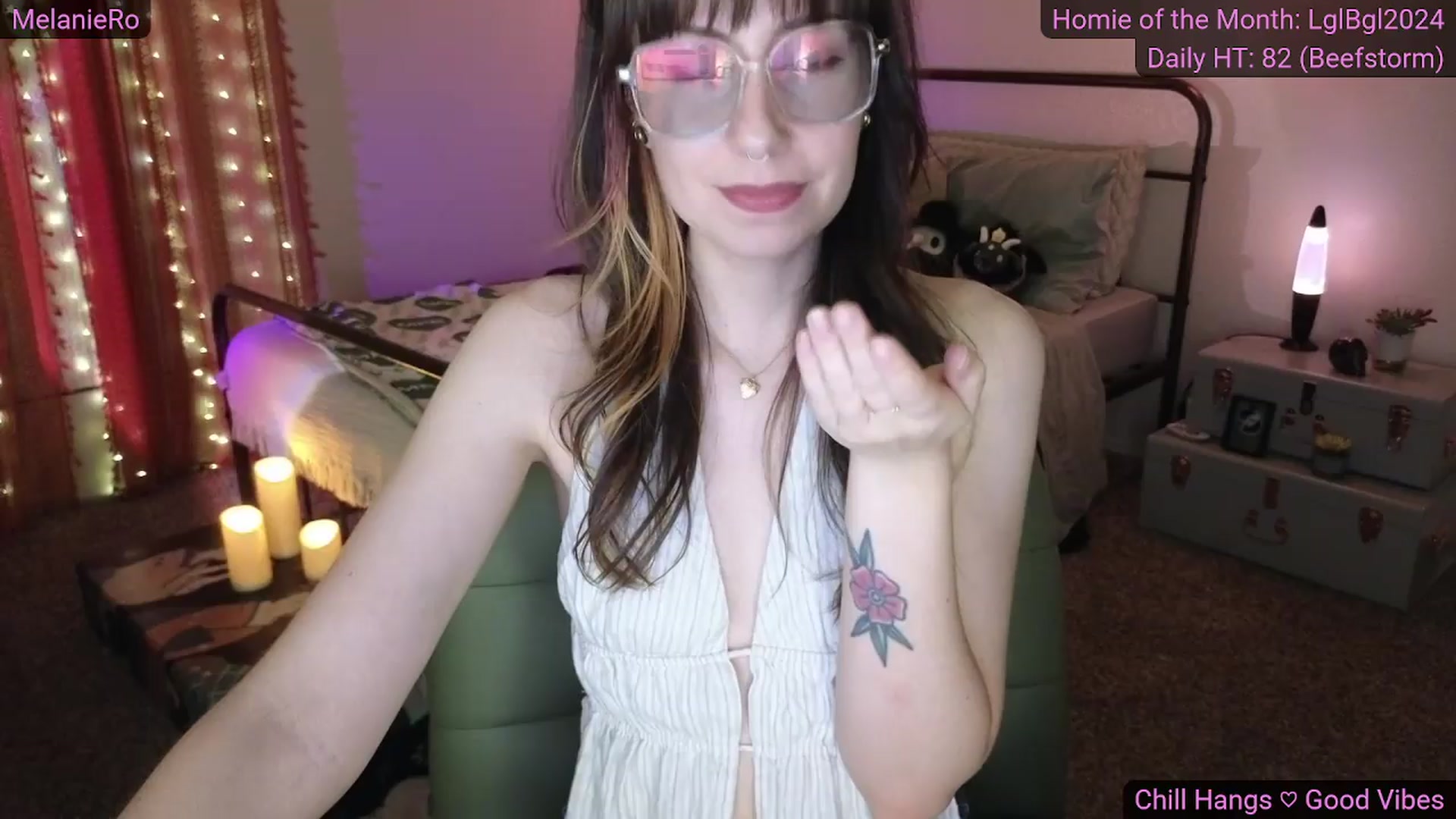 Gallery image thumbnail from MelanieRo's myfreecams stream on, 05/23/2026, 05:40 image 8 of 20