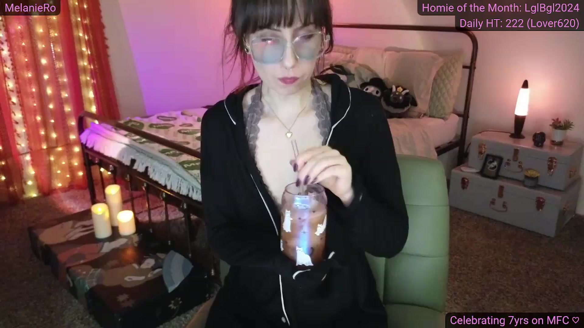 Gallery image thumbnail from MelanieRo's myfreecams stream on, 07/17/2026, 05:04 image 15 of 20