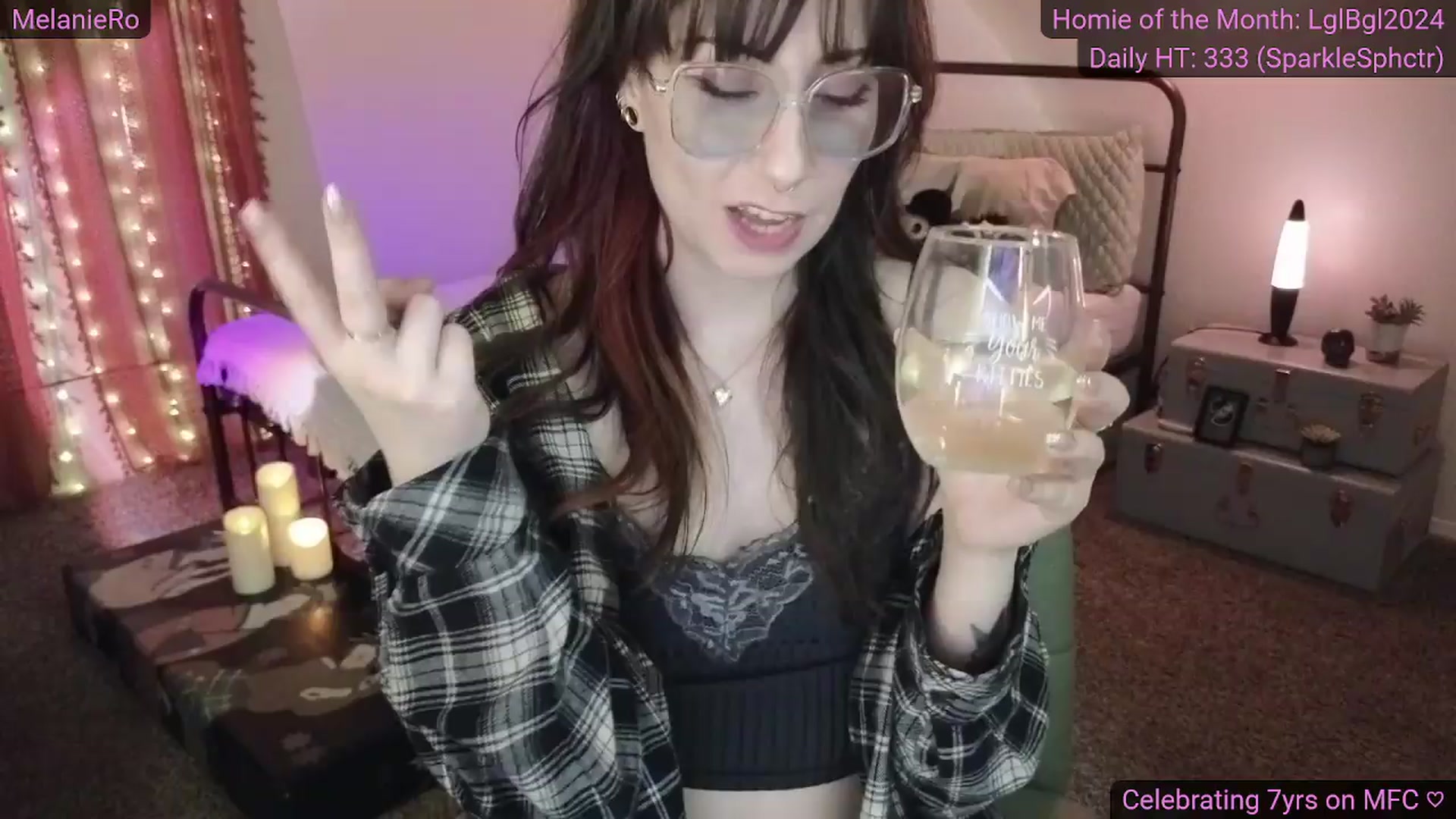 Gallery image thumbnail from MelanieRo's myfreecams stream on, 07/23/2026, 04:52 image 13 of 20