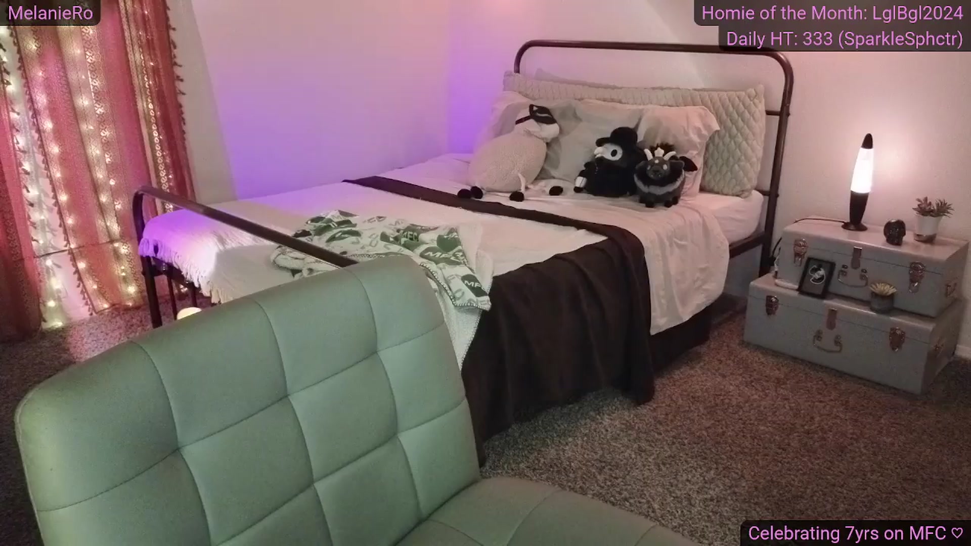 Gallery image thumbnail from MelanieRo's myfreecams stream on, 07/23/2026, 04:52 image 1 of 20