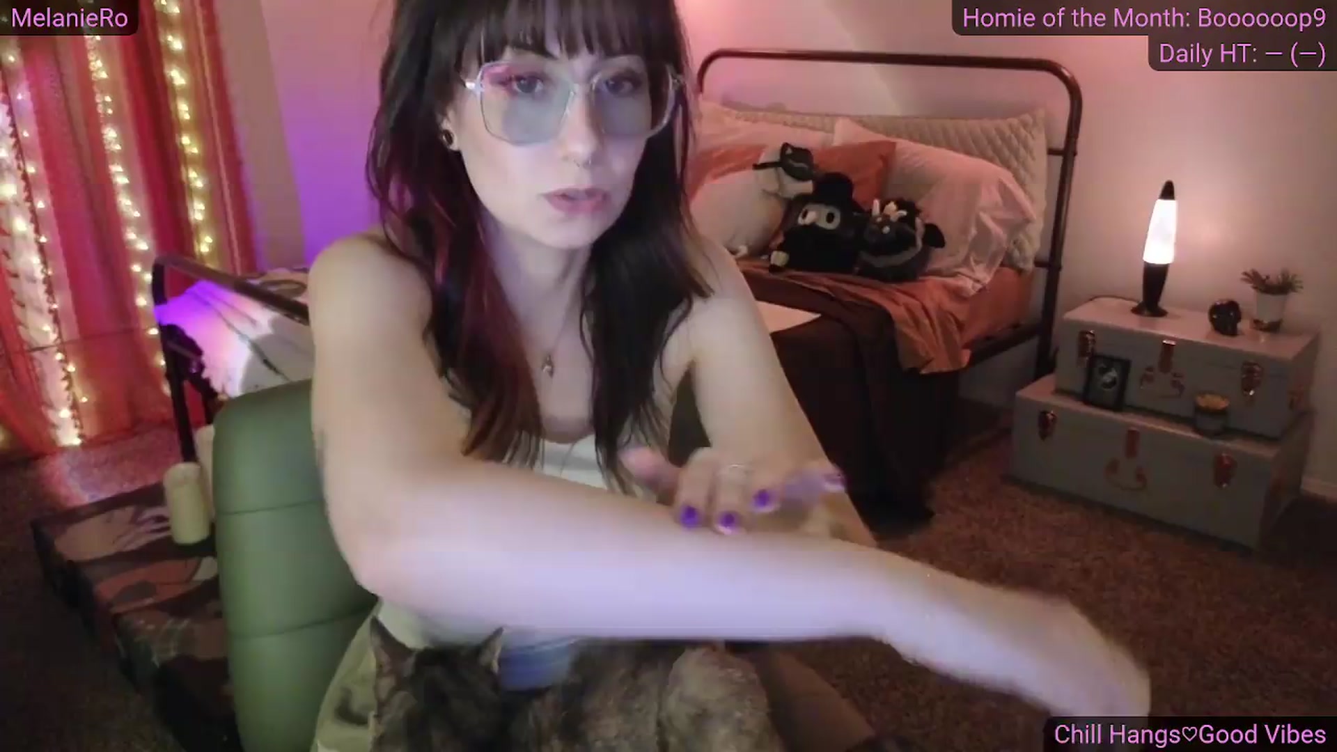 Gallery image thumbnail from MelanieRo's myfreecams stream on, 08/25/2026, 05:04 image 1 of 20