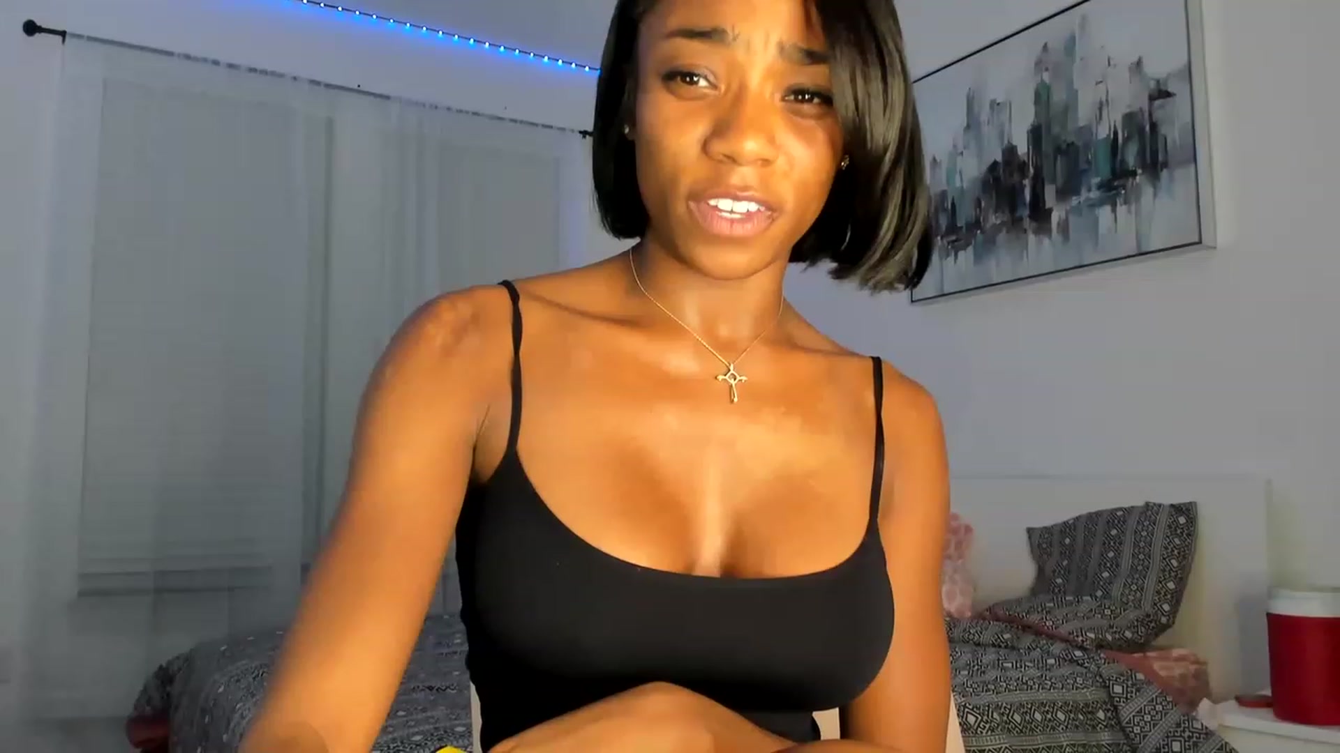 Gallery image thumbnail from MelaninMelani's myfreecams stream on, 12/07/2022, 22:48 image 12 of 20
