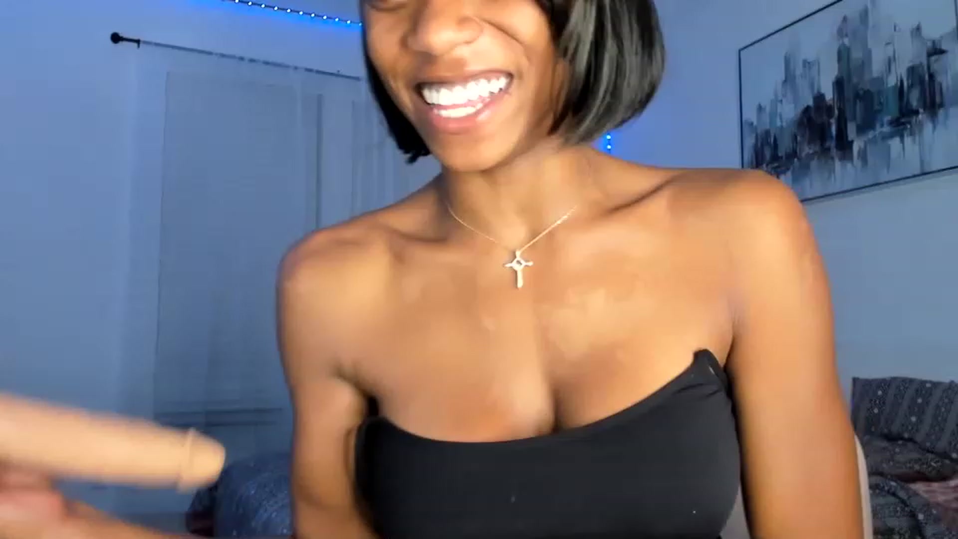 Gallery image thumbnail from MelaninMelani's myfreecams stream on, 12/08/2022, 04:21 image 16 of 20