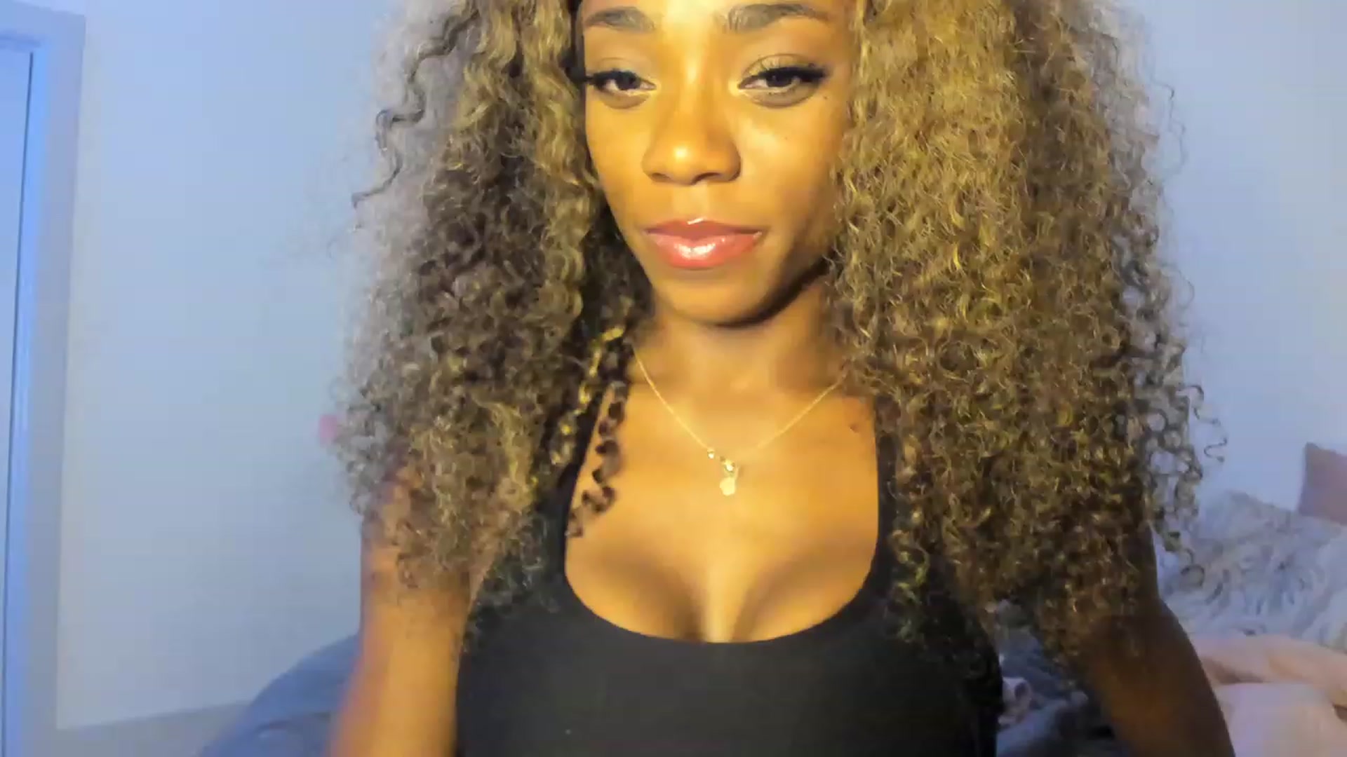 Gallery image thumbnail from MelaninMelani's myfreecams stream on, 06/06/2023, 10:12 image 16 of 20