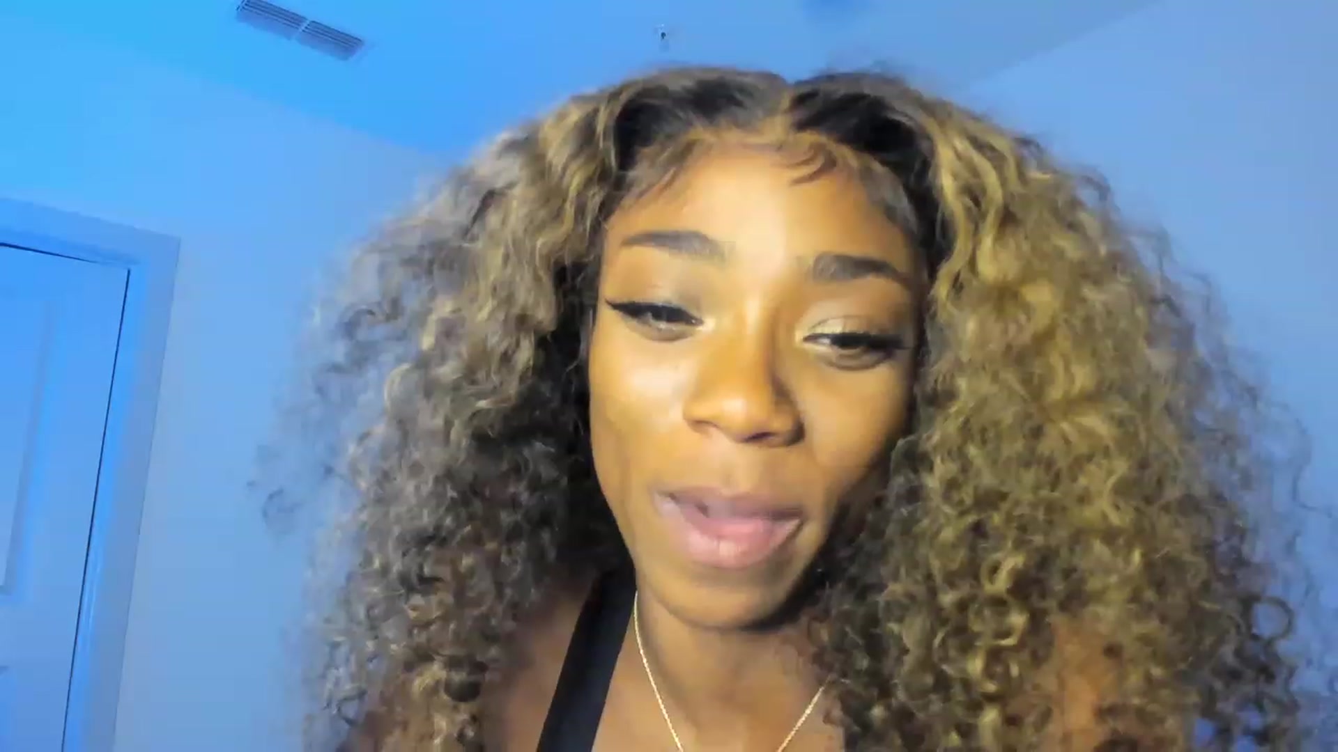 Gallery image thumbnail from MelaninMelani's myfreecams stream on, 06/06/2023, 10:12 image 3 of 20