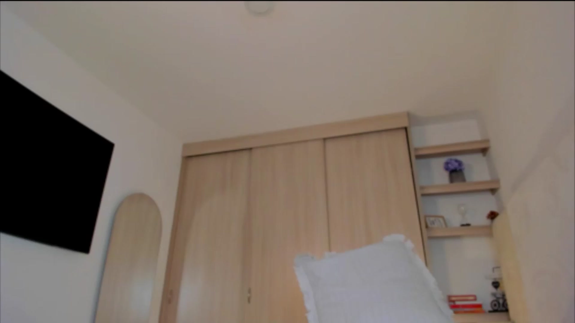 Gallery image thumbnail from Melany_parker's myfreecams stream on, 08/03/2026, 20:56 image 17 of 20