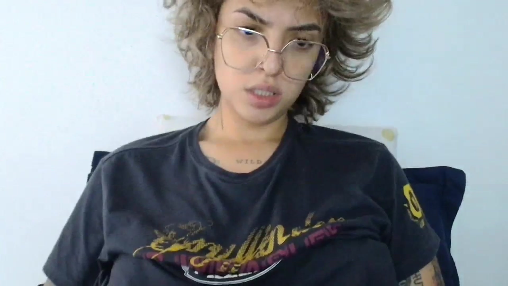 Gallery image thumbnail from MelbourneVIC's myfreecams stream on, 07/10/2024, 17:43 image 18 of 20