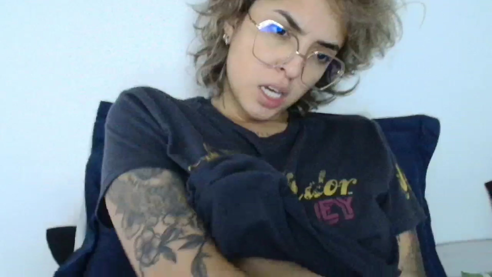 Gallery image thumbnail from MelbourneVIC's myfreecams stream on, 07/10/2024, 17:43 image 10 of 20