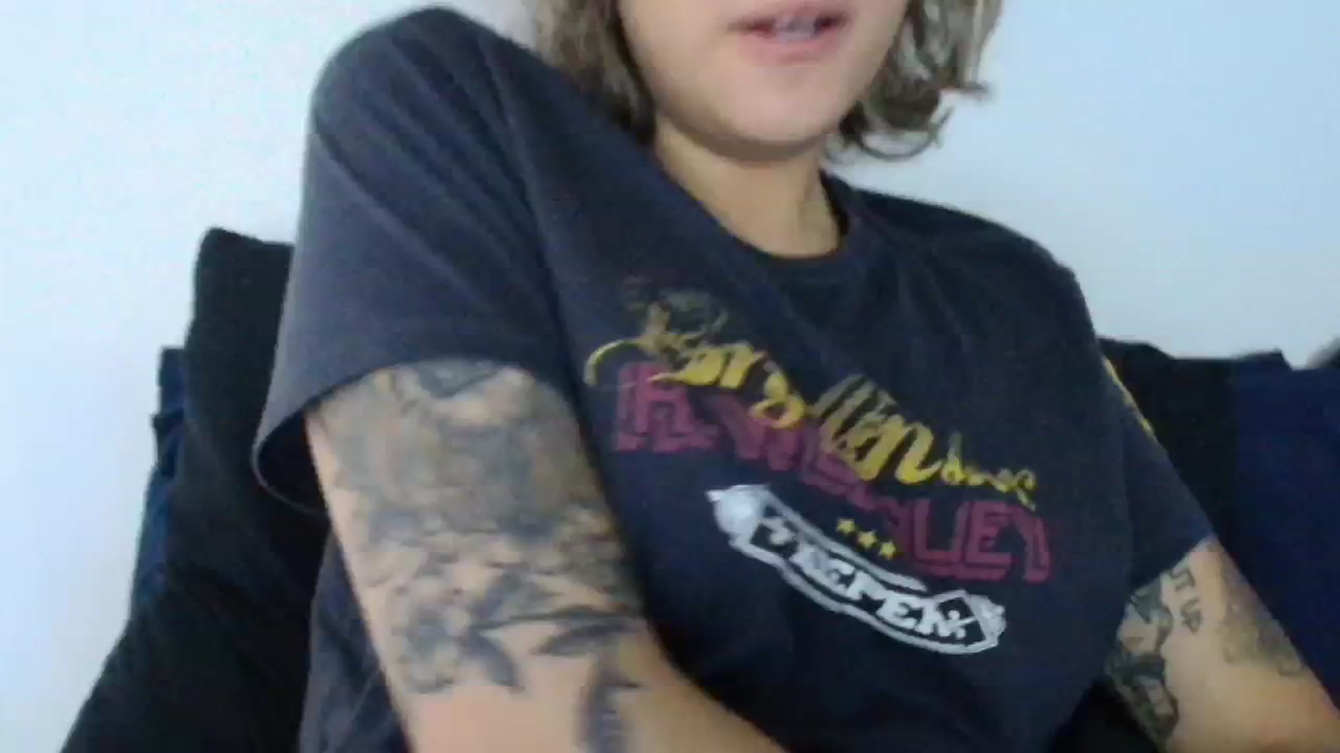 Gallery image thumbnail from MelbourneVIC's myfreecams stream on, 07/15/2024, 17:09 image 11 of 20