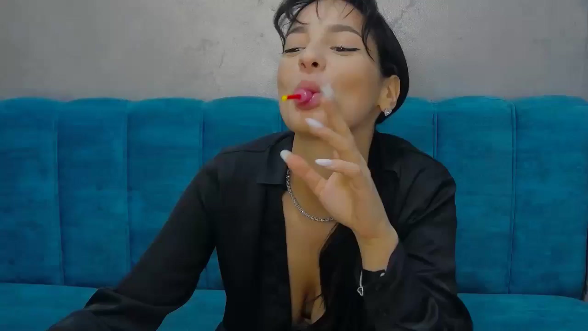 Gallery image thumbnail from MeliMelody's myfreecams stream on, 06/01/2024, 15:20 image 20 of 20