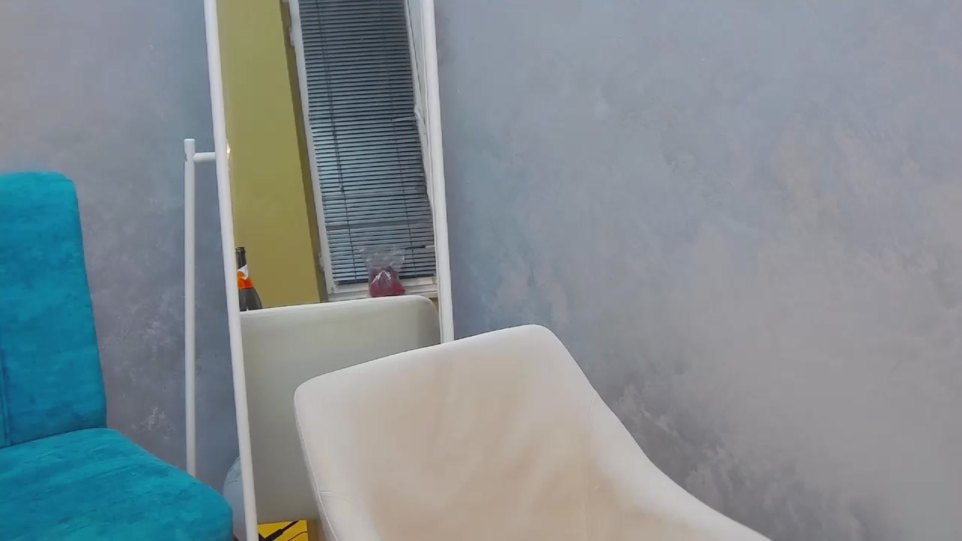 Gallery image thumbnail from MeliMelody's myfreecams stream on, 06/13/2024, 18:47 image 14 of 20