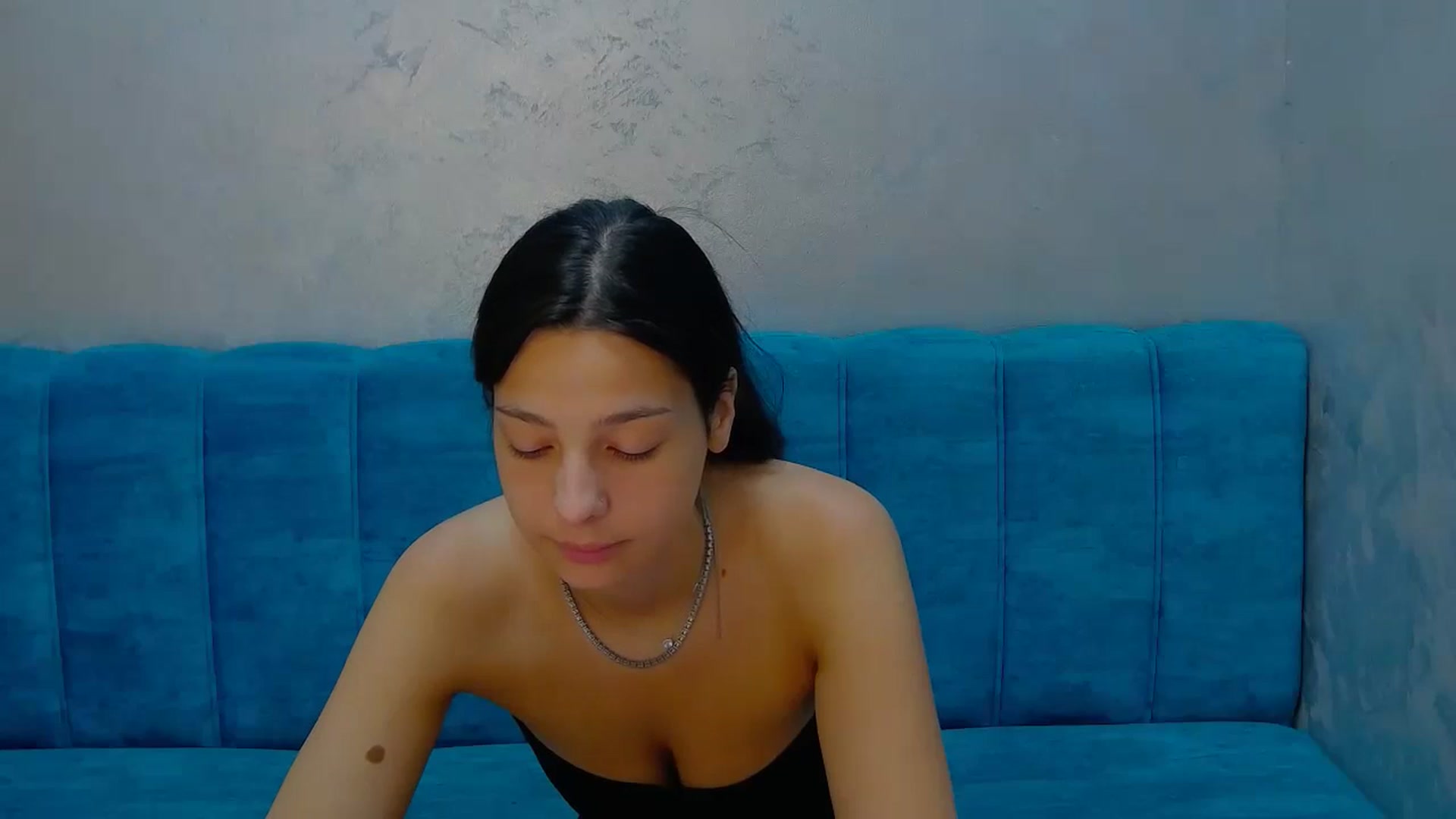 Gallery image thumbnail from MeliMelody's myfreecams stream on, 06/16/2024, 13:48 image 6 of 20