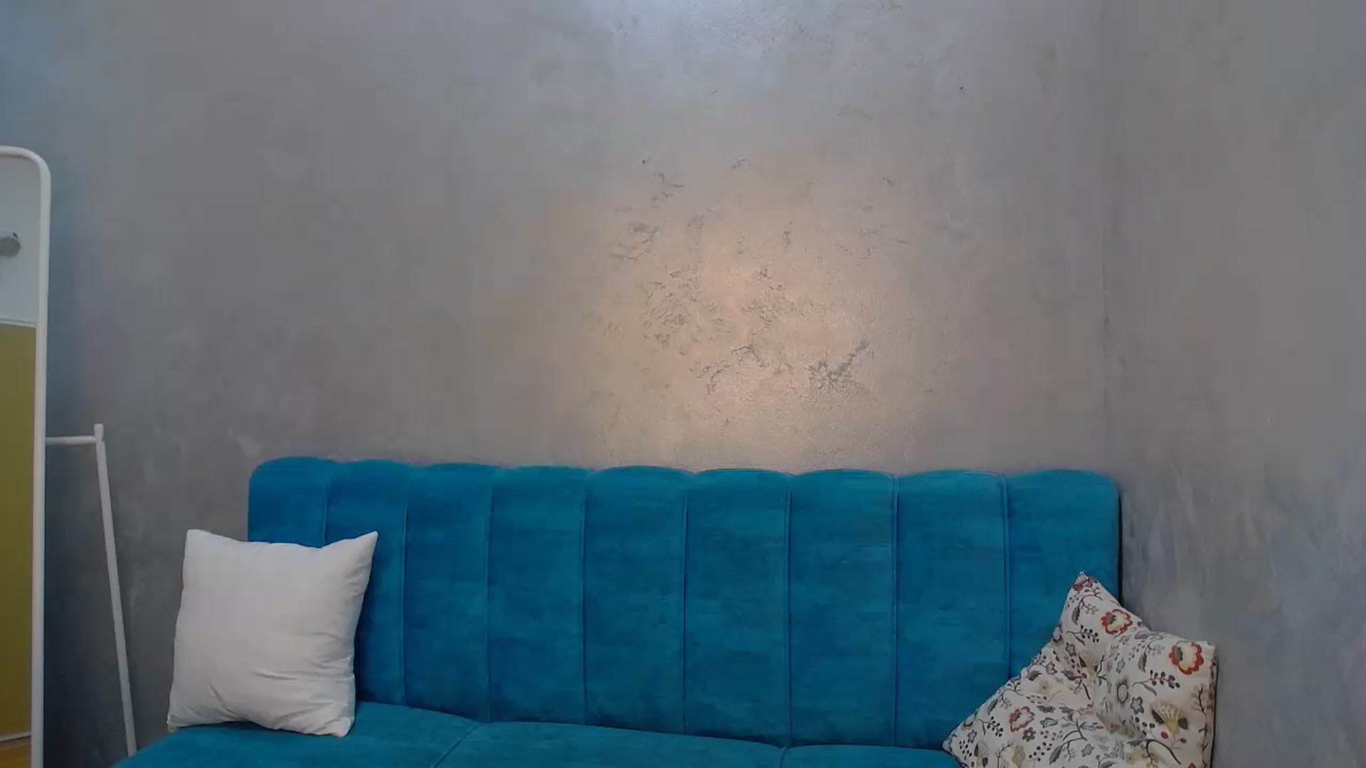 Gallery image thumbnail from MeliMelody's myfreecams stream on, 06/18/2024, 13:20 image 18 of 20
