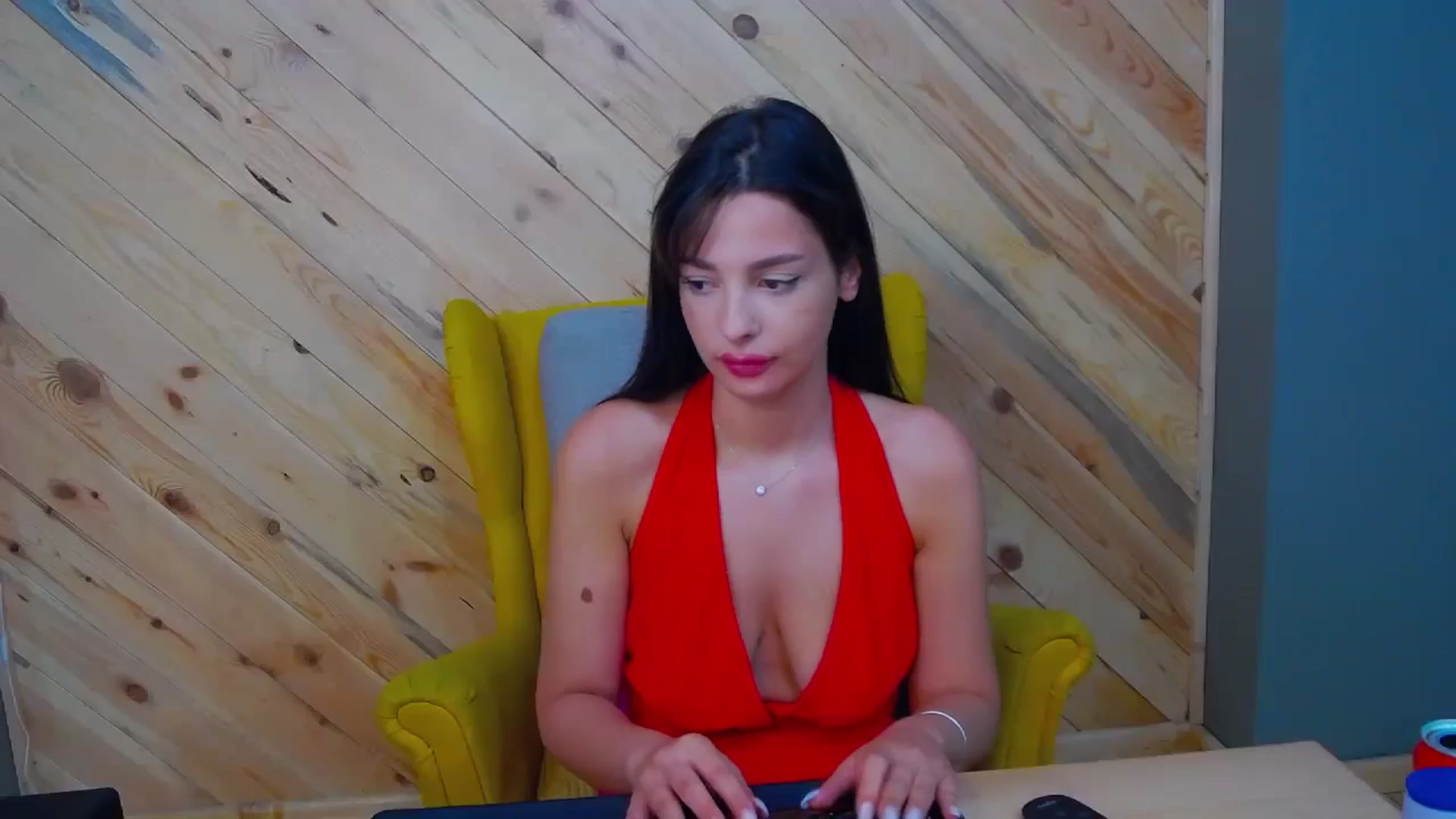 Gallery image thumbnail from MeliMelody's myfreecams stream on, 06/28/2024, 17:41 image 8 of 20