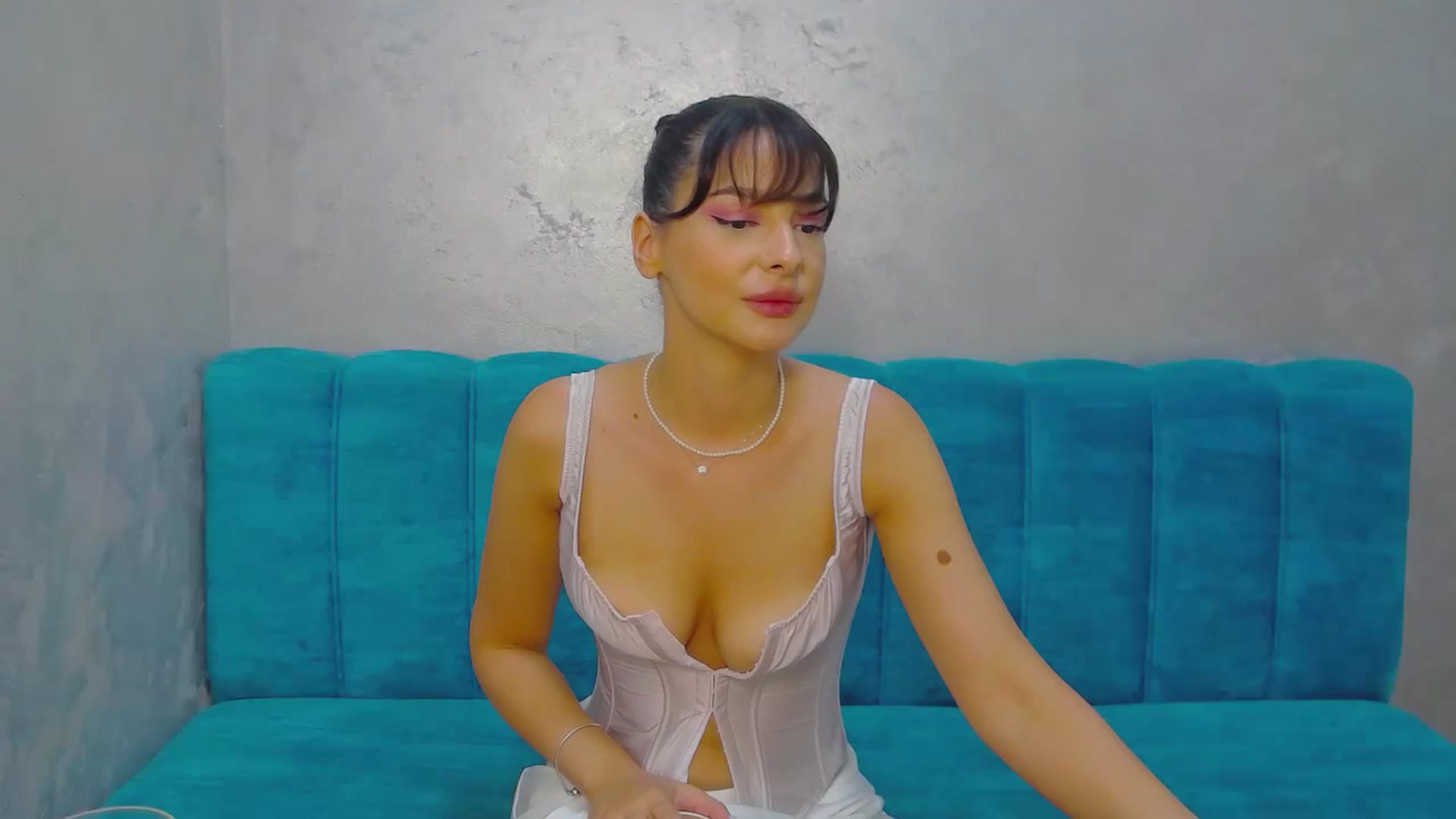 Gallery image thumbnail from MeliMelody's myfreecams stream on, 07/02/2024, 13:30 image 18 of 20