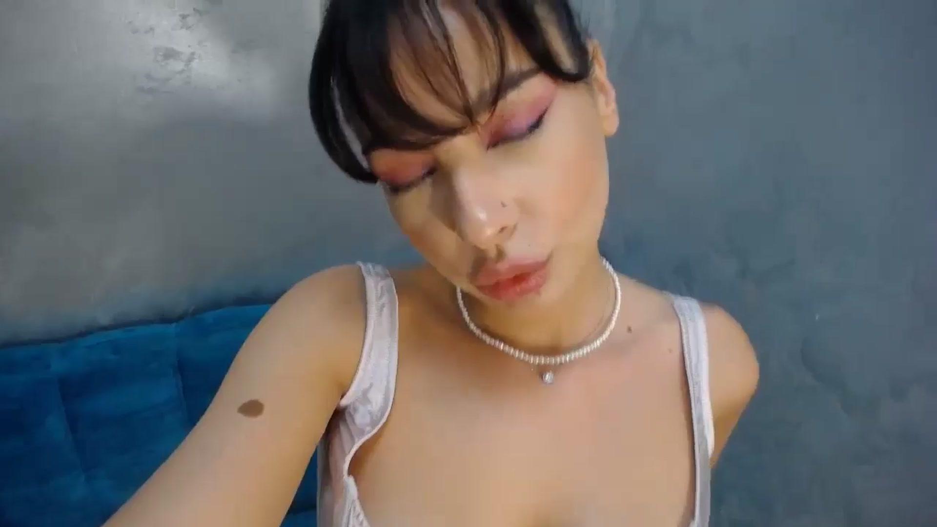 Gallery image thumbnail from MeliMelody's myfreecams stream on, 07/02/2024, 14:07 image 18 of 20