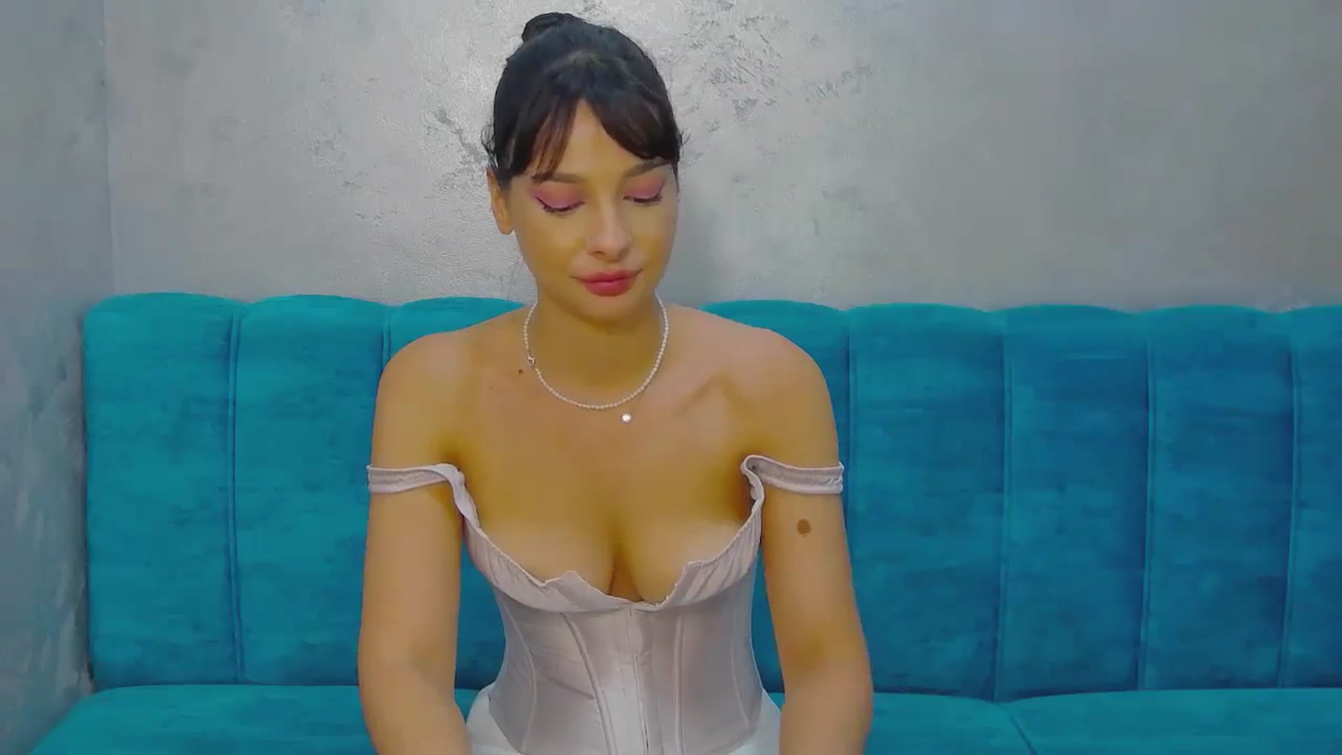 Gallery image thumbnail from MeliMelody's myfreecams stream on, 07/02/2024, 18:45 image 19 of 20