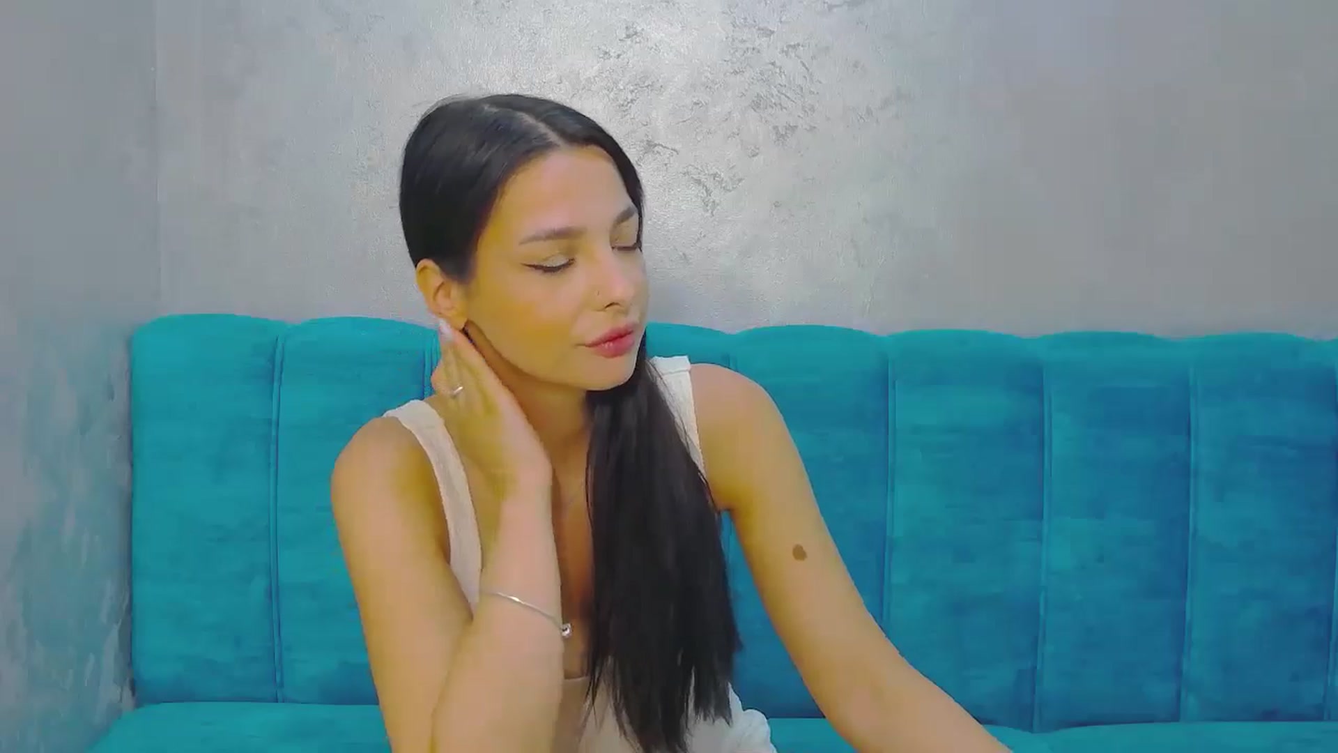 Gallery image thumbnail from MeliMelody's myfreecams stream on, 07/05/2024, 15:10 image 3 of 20